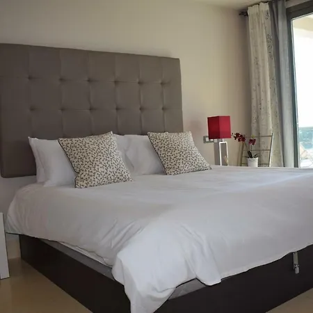 Arryanes Del Golf Deluxe Lägenhet