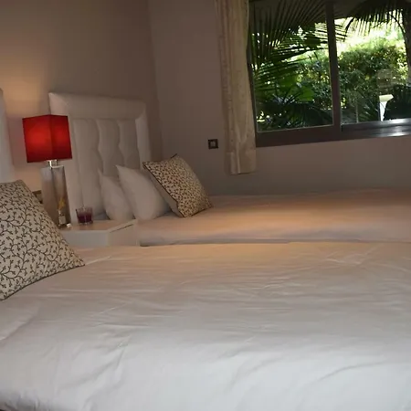 Arryanes Del Golf Deluxe *
